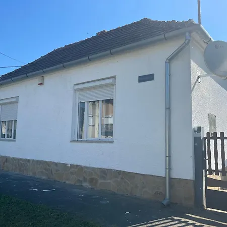 Apartamento Eszter Pacsa